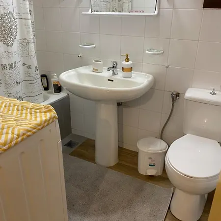 Apartment Charoula Fthiotidas *